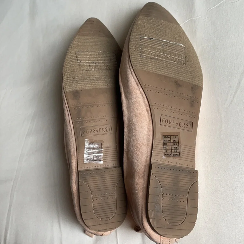 Velvet Pointed Toe Flats - Picture 3 of 4